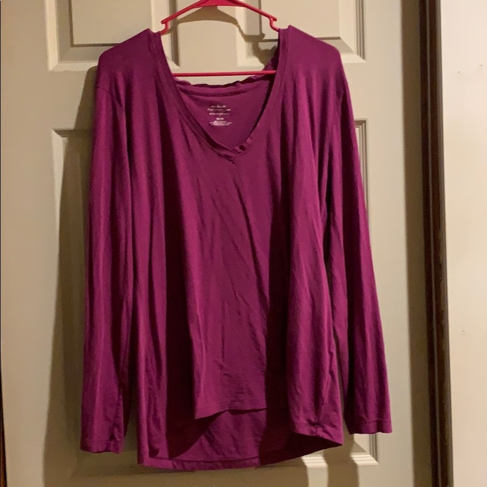 v neck shirt MAGENTA color
